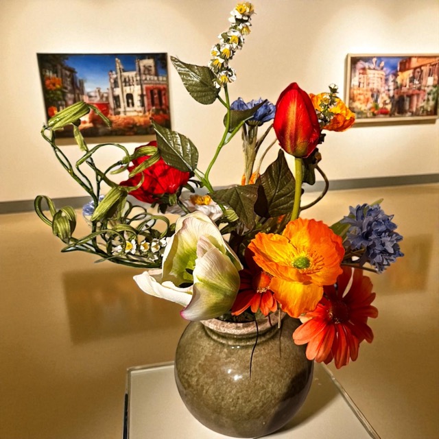 Kunstbloemen – Zijden Bloemen Boeket in Rood, Wit & Blauw – 45cm – Inclusief Vaas