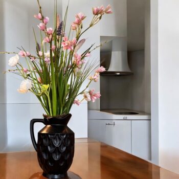 Kunstbloemen -Zwarte vaas boeket- Nepbloemen - kunstgras boeket