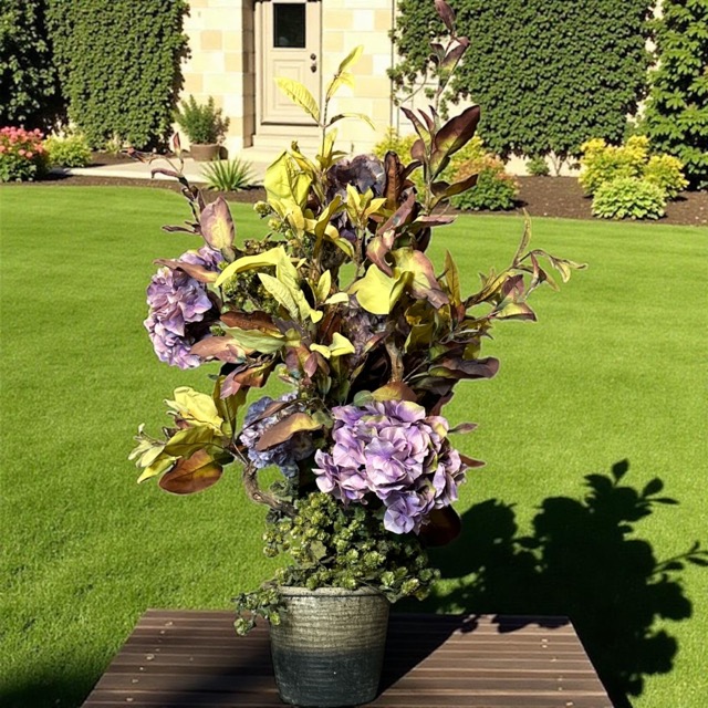Kunstplant - Hortensia struik in landelijke pot – Herfstarrangement met hopranken – 100 cm hoog
